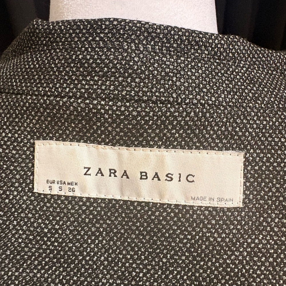 Zara Women's Classic Black Textured Blazer | Small - Picture 7 of 8